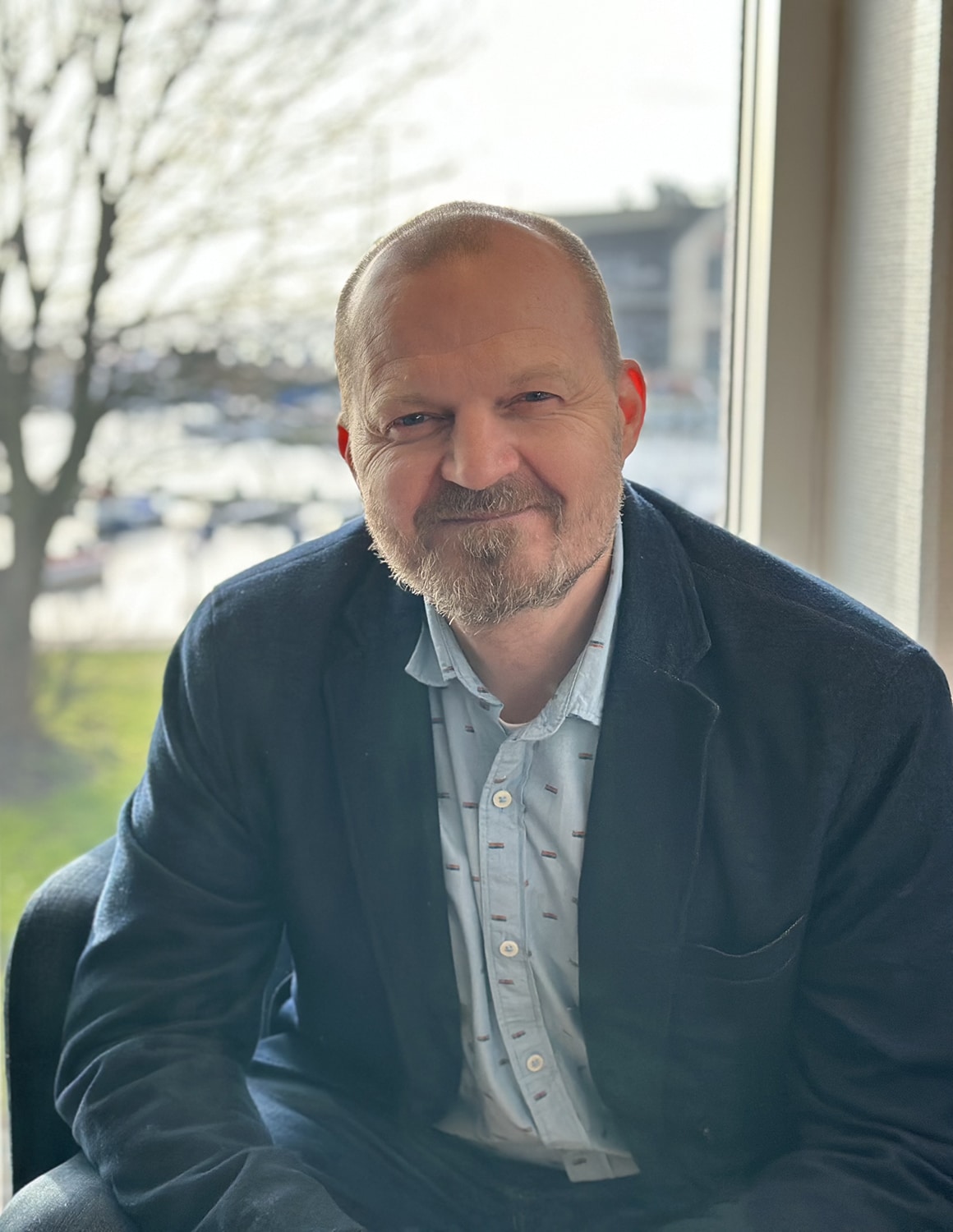 Kontakt Per Ladefoged